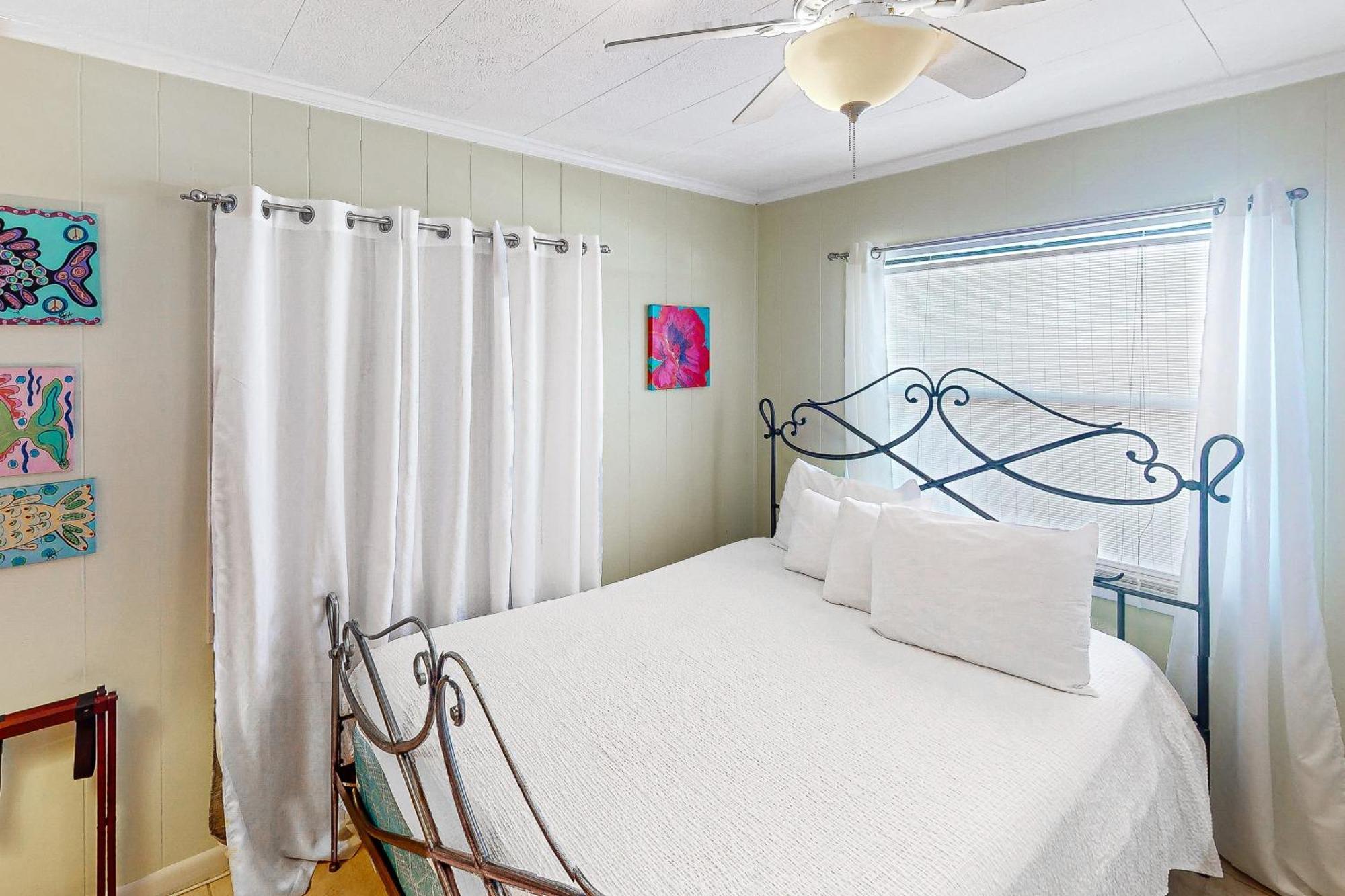 Mermaid Tales Panama City Beach Exterior photo